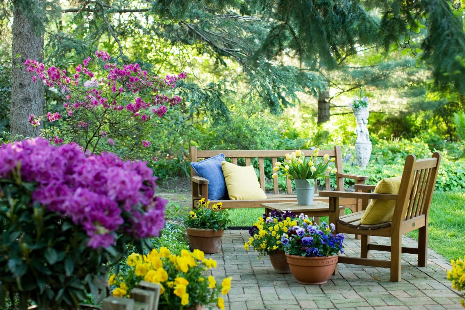 Trimmed lawn and tidy garden beds